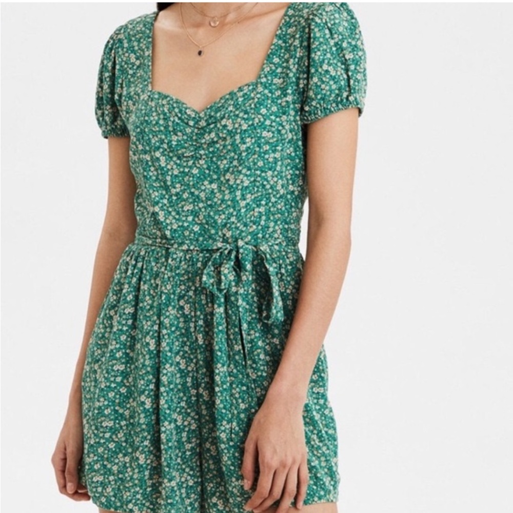 American Eagle Green Floral Romper Size M